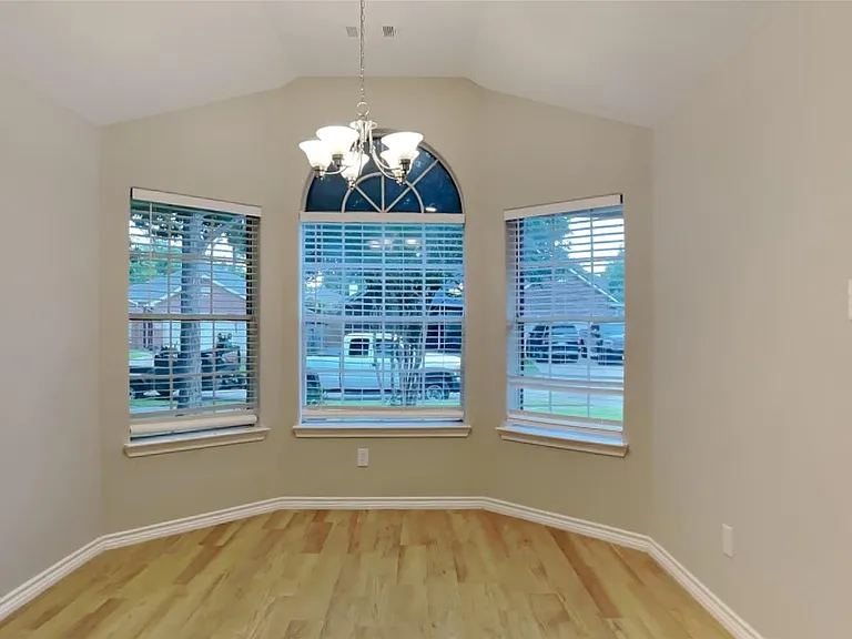 3344 Zubin Ln — Photo 4