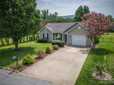 276 English Oak Rd, Fletcher, NC, 28732