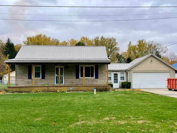 24216 Grove St, South Bend, IN 46628