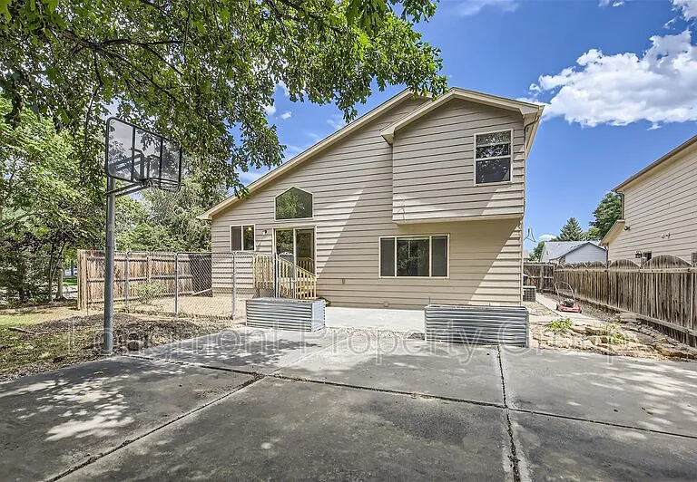 2231 Stuart St — Photo 29