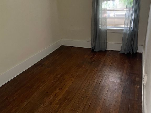 3rd image of 2321 Bellfield Ave #3