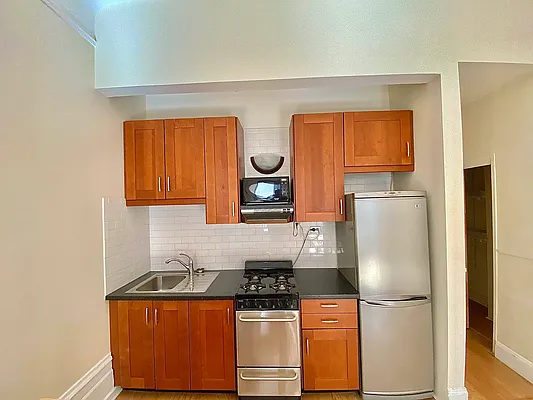 Rented by Oxford Property Group | media 24