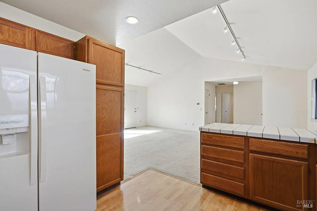 1409 Morning Glory Drive - Photo 11
