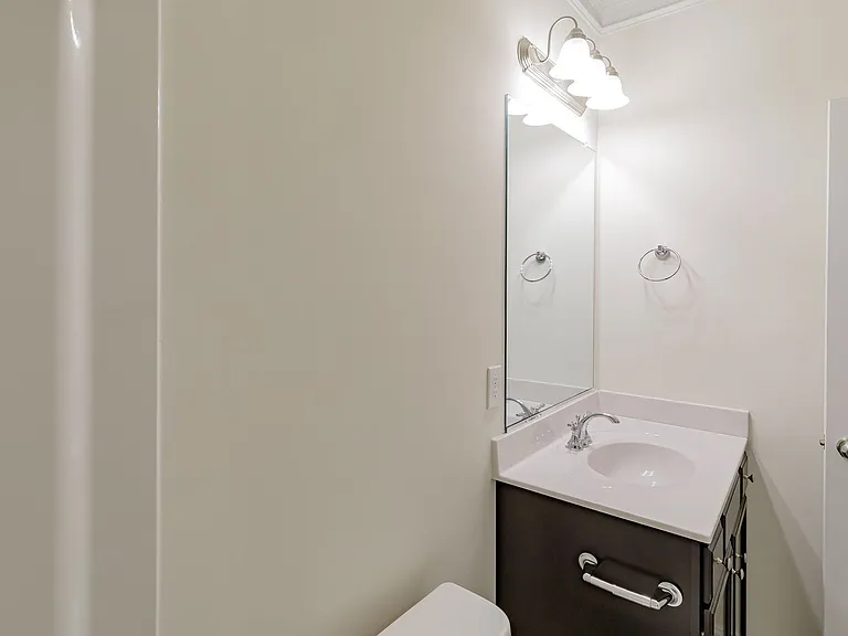 4331 Holstein Dr — Photo 9