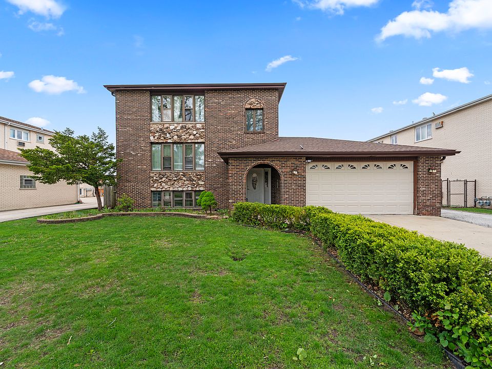 1st image of 11201 S Helena Dr