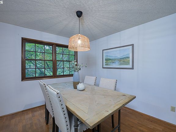 5th image of 5825 SW Spruce Ave