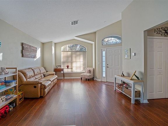 5th image of 5015 Berryhill Ct