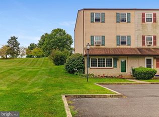 31 Berger Ln, Schwenksville, PA 19473