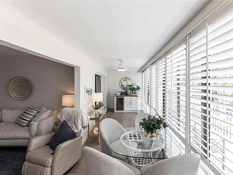 1055 W Peppertree Dr #106AA — Photo 18
