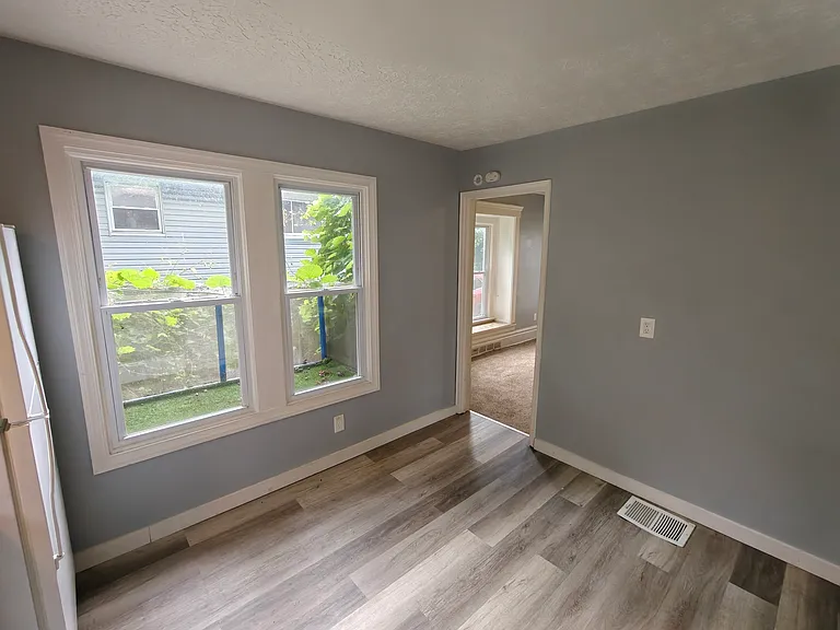 2314 13th St SW — Photo 14