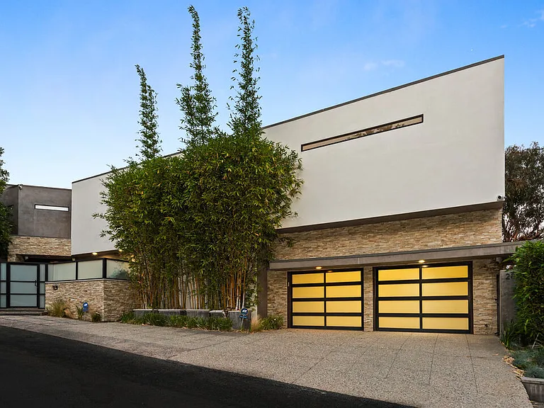 2826 Las Alturas St — Photo 46