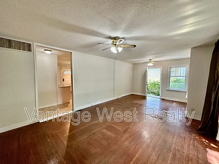 840 Bernard Ave — Photo 9