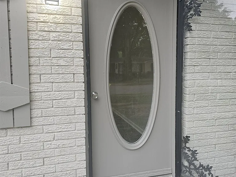 3896 Ajanders Dr — Photo 2