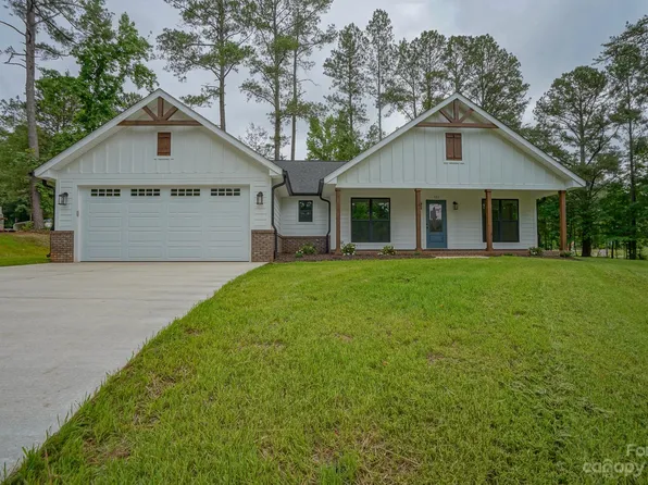 122 Serene St, Mount Gilead, NC 27306