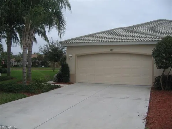 1817 Avian Ct, Naples, FL 34119