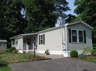 61 North Rd, Southington, CT 06489