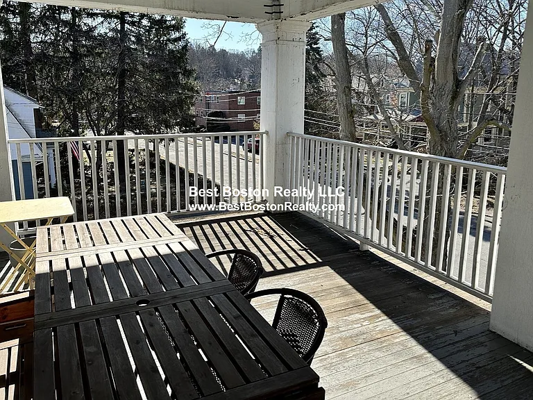 84 Walker St #2 — Photo 3
