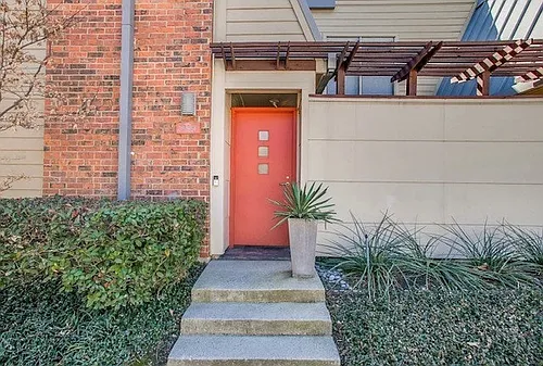 3955 Buena Vista St Photo 1