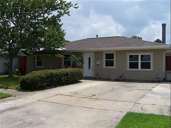 1st image of 625 Bannerwood Dr