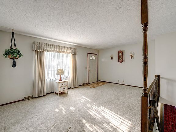 5th image of 2325 Quincy St