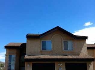 16319 Siskiyou Rd APT D, Apple Valley, CA 92307