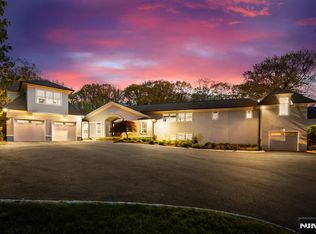 425 Highview Rd, Englewood, NJ 07631