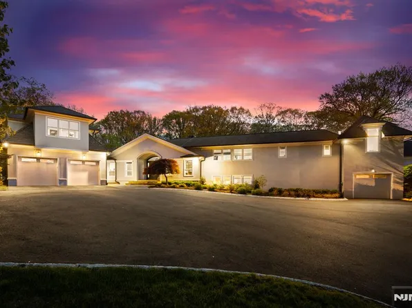 425 Highview Rd, Englewood, NJ 07631