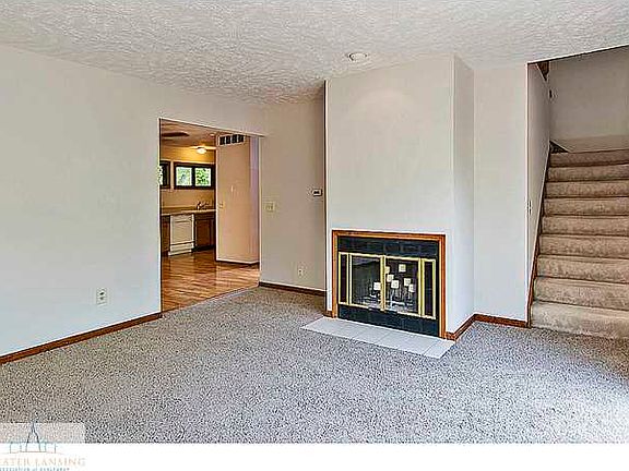 5th image of 5467 Wild Oak Dr