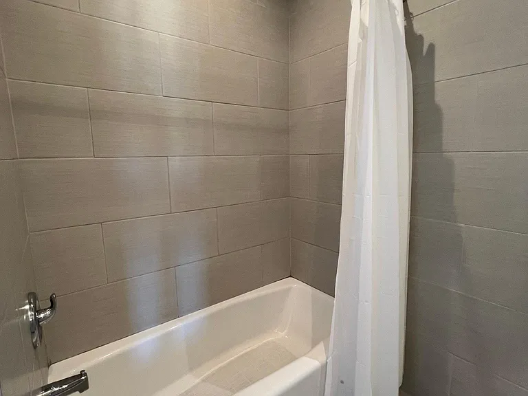 2171 Logan Ave #2 — Photo 6