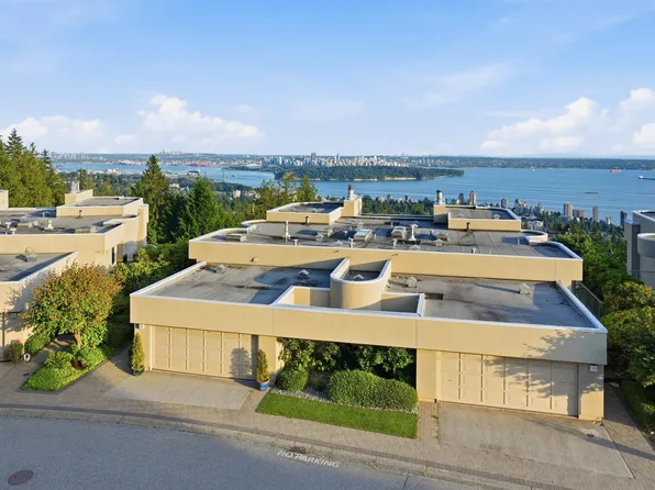 2343 Folkestone Way, West Vancouver, BC V7S 3C9
