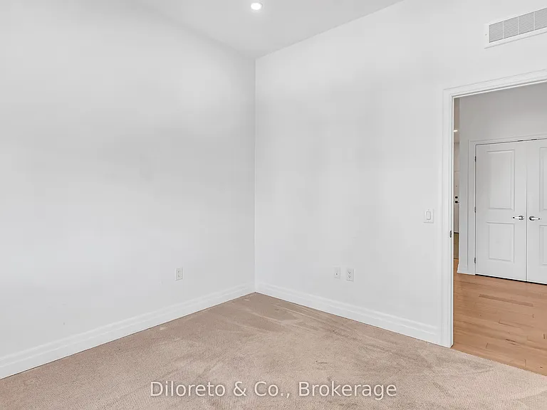 1880 Gordon St #214 — Photo 22