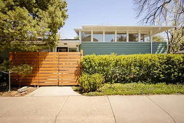 2102 Mariposa Ave — Photo 8