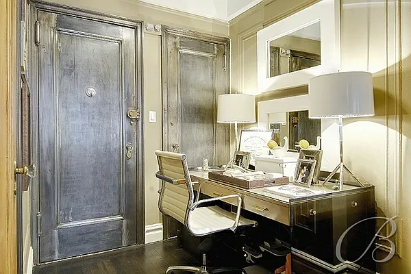 Sold by Bellmarc Realty | media 3