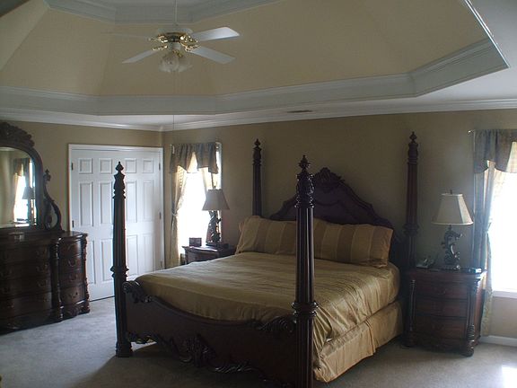Dramatic Master Suite