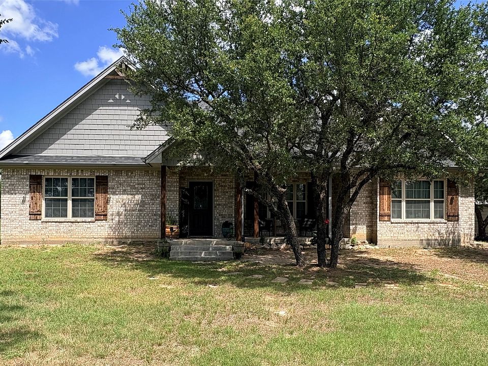 1st image of 225 Robert Parker Way