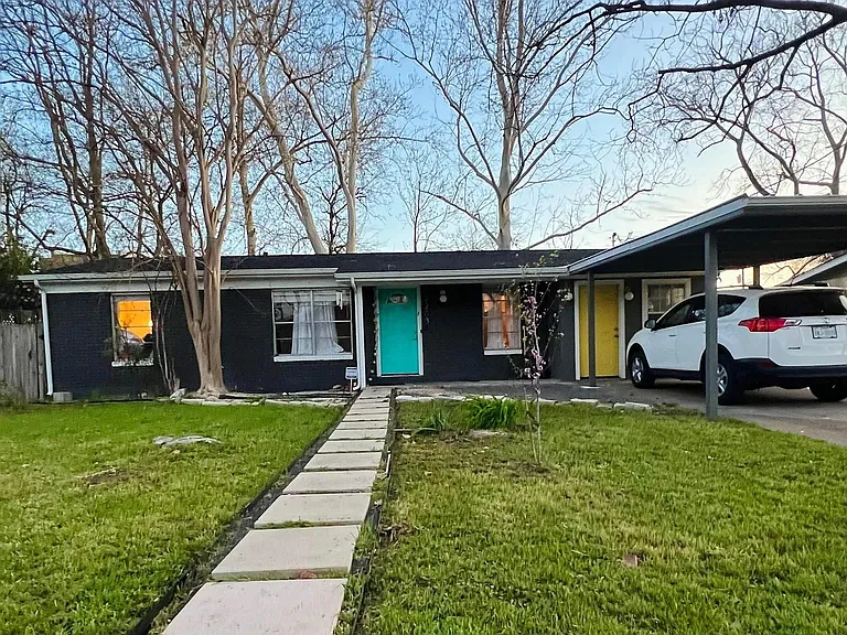2203 N Plains Ave — Photo 17