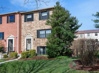 9 Twilling Gate Ct, Baltimore, MD 21228