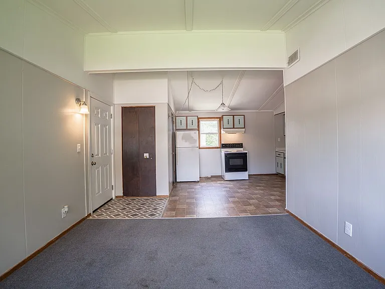 1730 Lincoln Ave — Photo 4