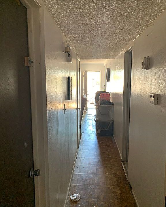 2nd image of 2236 Davis Ave