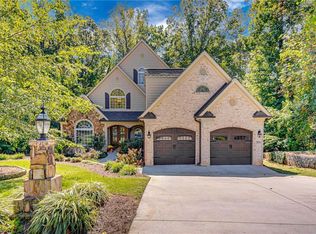 3750 Old Pfafftown Rd, Winston Salem, NC 27106