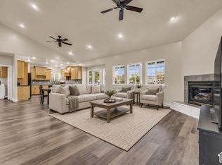1797 E Lake View Ln, Eagle Mountain, UT 84005