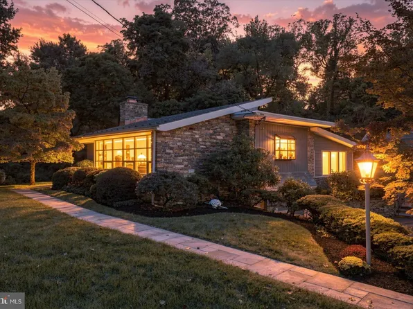910 Old Huntingdon Pike, Huntingdon Valley, PA 19006
