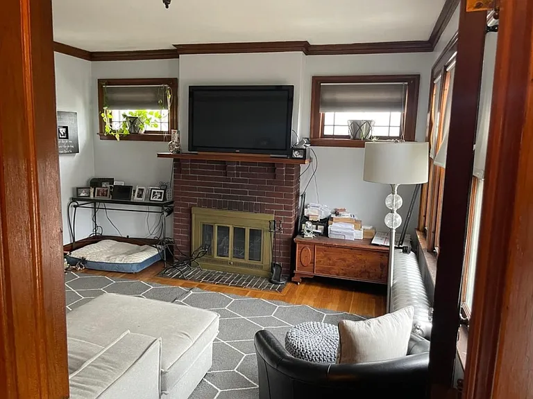 255 Park Rd #1 — Photo 10