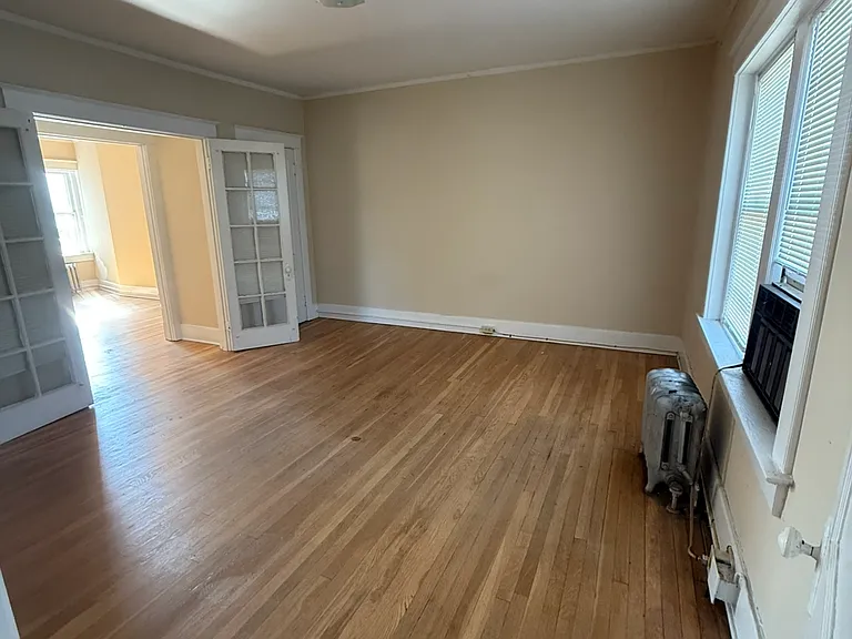 1236 Madison Ave #17 — Photo 6
