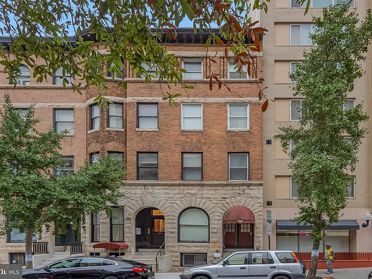 1113 N Calvert St #B — Photo 2
