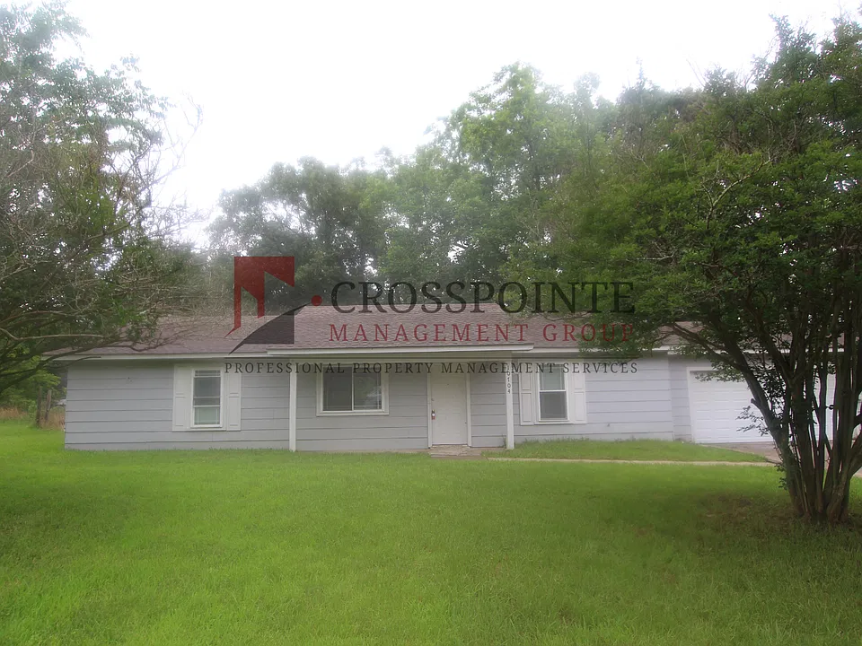 10704 County Road 141