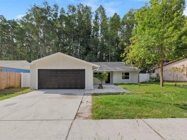 1218 Foxwood Dr, Lutz, FL 33549