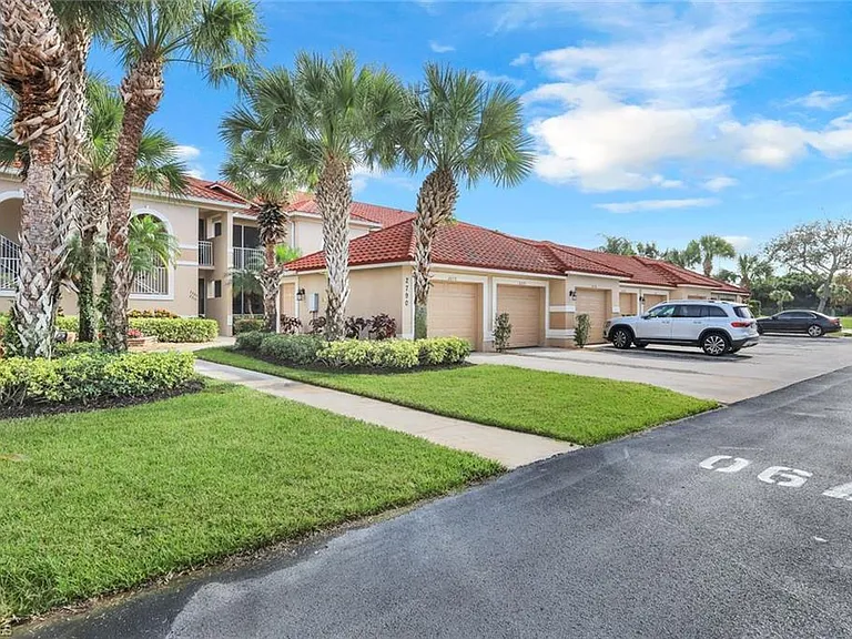 2790 Cypress Trace Cir #2228 — Photo 21
