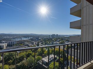 2221 SW 1st Ave APT 2122, Portland, OR 97201