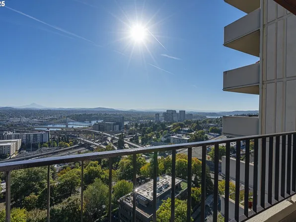 2221 SW 1st Ave APT 2122, Portland, OR 97201